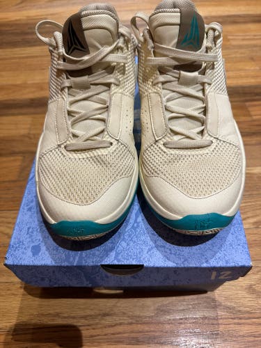 Nike JA Morant basketball LIKE NEW