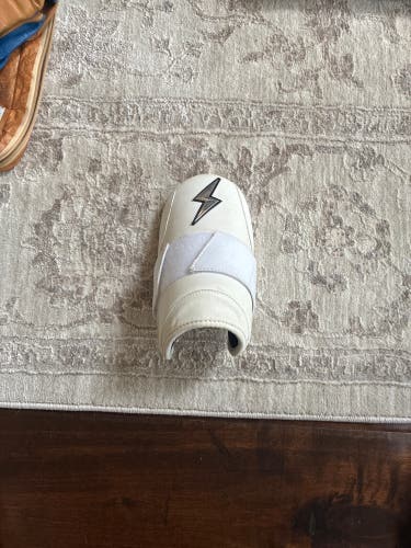 White Senior Elbow Protection (Used)