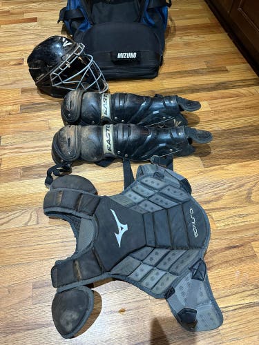 Mizuno Catcher Gear Set