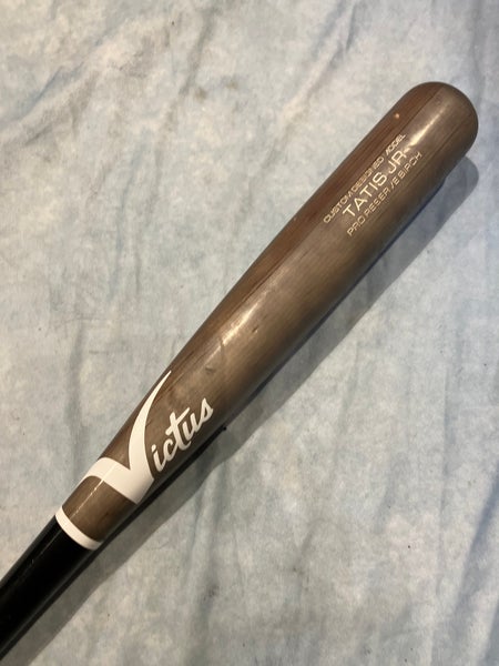 Victus Tatis Birch Bat Birch 31" (Used)