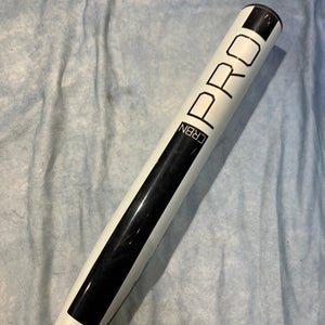 2025 Mizuno CRBN Pro Composite Bat (-10) Composite 23 oz 33" (Used)