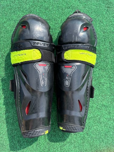 Junior Bauer Vapor 3X Shin Pads 11" (Used)