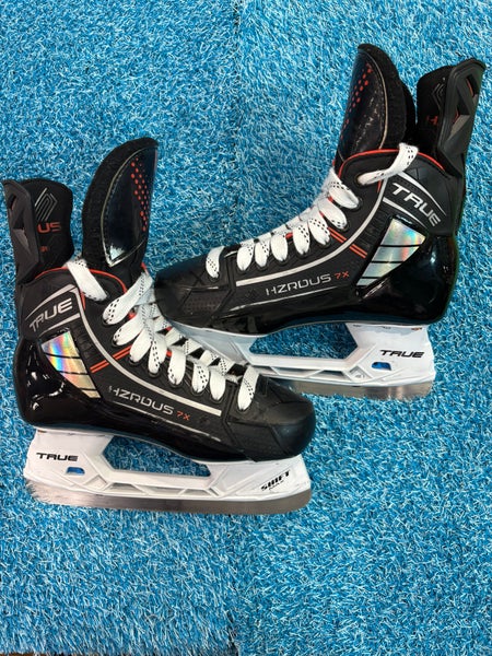 Intermediate True HZRDUS 7X Hockey Skates Regular Width Size 5 (Used)