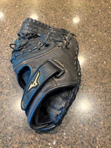 Mizuno RH First Base Baseball Glove 11.75" (Used)