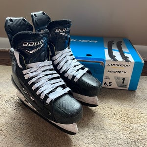 2023 Bauer Supreme Mach Hockey Skates 6.5 (Used)