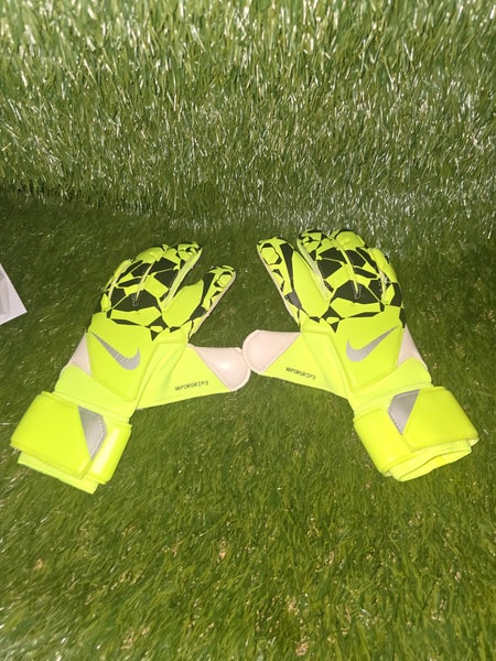 Nike Vapor Grip3 Goalkeeper Gloves