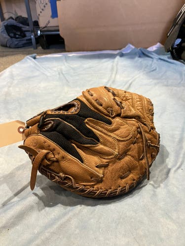 Brown Louisville Slugger Genesis 1884 LH Catcher's Baseball Glove 31" (Used)