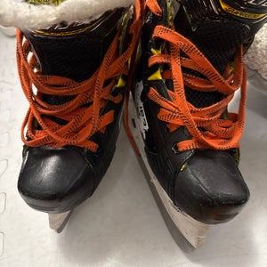 2024 Bauer Supreme M4 Hockey Skates Regular Width Size 2.5 (Used)