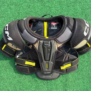 CCM AS580 Shoulder Pads (Used) | Junior Medium