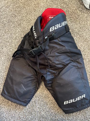 Small Junior CCM Vapor X60 Hockey Pants (Used)