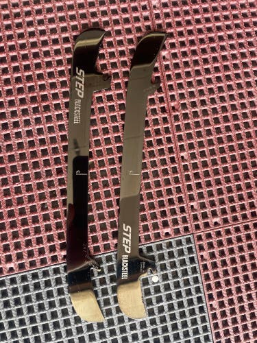 Step Steel Blacksteel (Used)