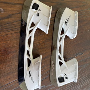2025 CCM Hockey Skates 7 (New)
