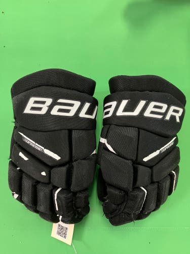 Black Junior Bauer Supreme M3 Gloves 11" (Used)