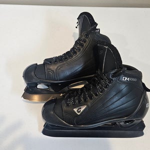 Graf DM1050 Hockey Goalie Skates Wide Width 7 (Used)