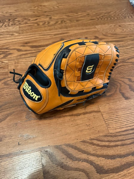 RHT Wilson A3000 Baseball Glove 11.5" (Used)