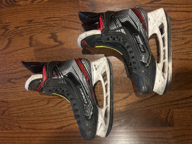 Bauer Vapor 2X Pro Hockey Skates Size 4 (Used)