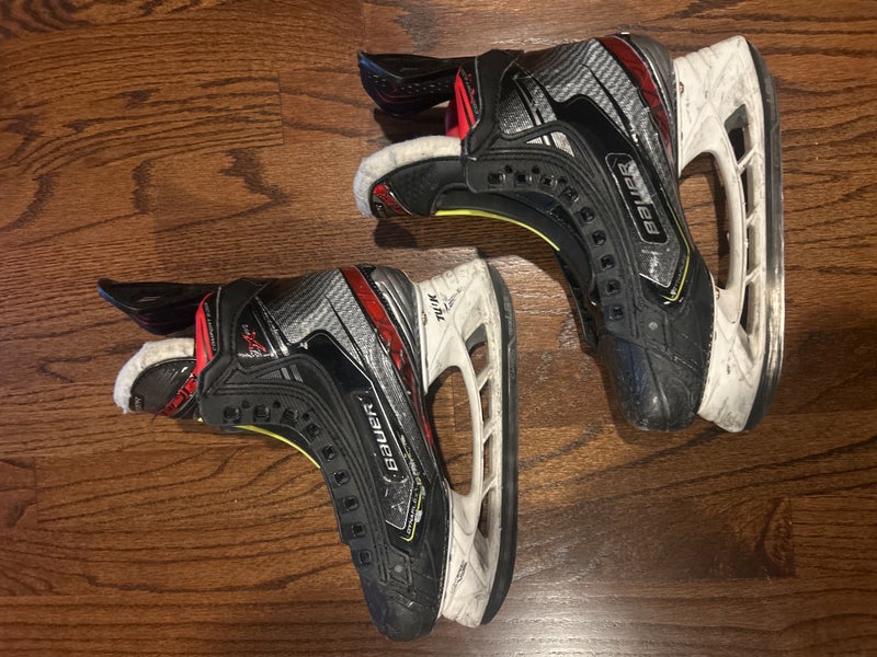 Bauer Vapor 2X Pro Hockey Skates Size 4 (Used)