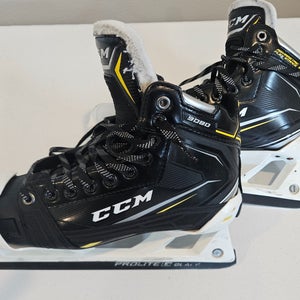 CCM Tacks 9080 Hockey Goalie Skates Regular Width Size 6.5 (Used)