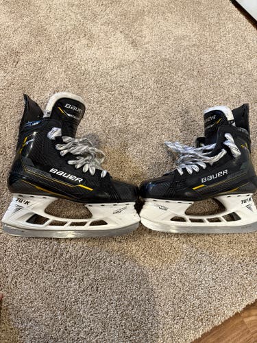 Bauer Supreme M5 Pro Hockey Skates 8.5 (Used)