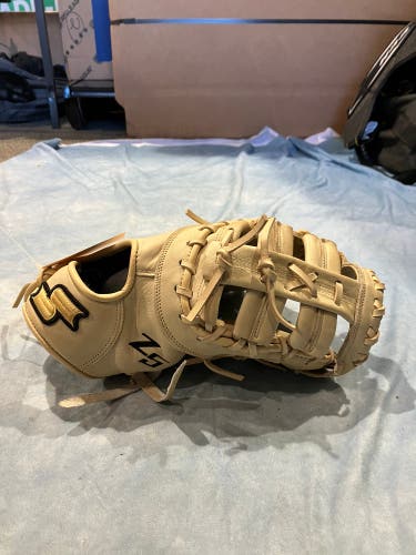 Brown SSK Z5 RH First Base Baseball Glove 13" (Used)