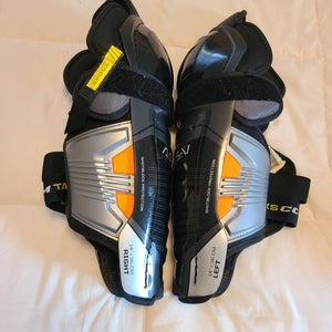 Senior CCM Tacks AS-V 14" Shin Pads (Used)