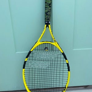 Babolat Nadal 25 Junior Tennis Racket w/Backpack