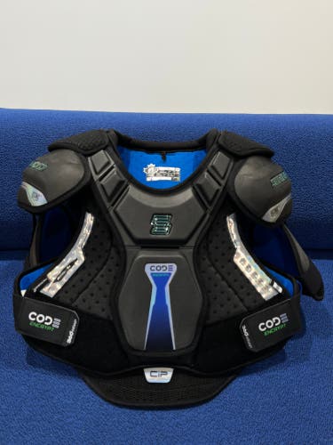 Sher-Wood Code Encrypt 1 Shoulder Pads Size Large