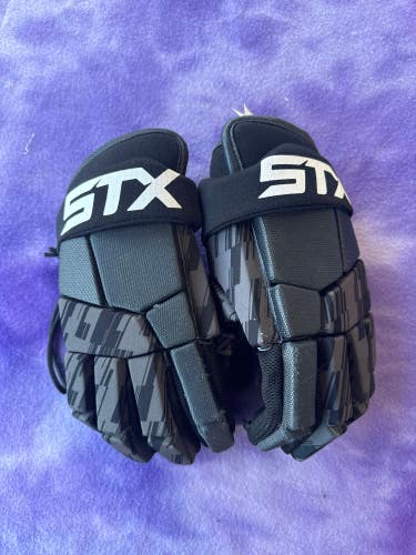 Black STX Stallion 75 Lacrosse Gloves Medium (Used)