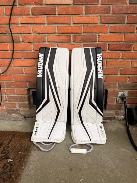 34+2  Vaughn SLR3 Pro Carbon Goalie Leg Pads (Used)
