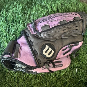 2021 Wilson A440 Fastpitch RH Softball Glove 11" (Used)