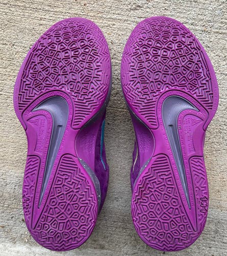 Men's Size M 8.0 (W 9.0) Nike Shoes (Used)