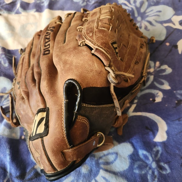 Mizuno RH Outfield Professional model Baseball/Softball Glove 13" Game Ready