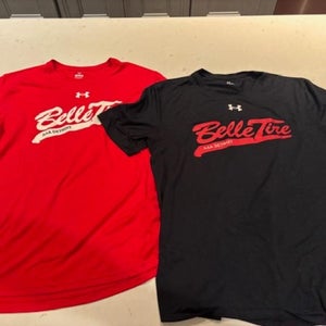 2 Belle Tire Michigan Hockey Under Armour T Shirts Size Mens Medium #21