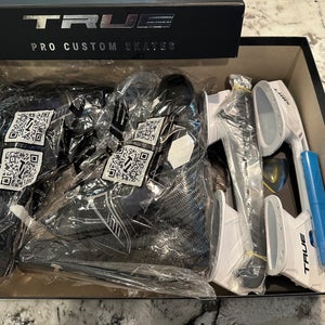 2025 True Custom SVH Pro Two Piece Hockey Goalie Skates Wide Width 10.5 (New)