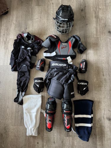 Youth Medium Bauer Lil Sport Set