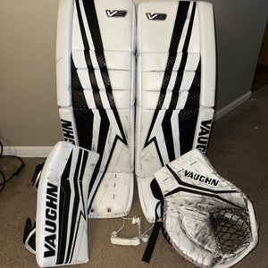34+2 Vaughn V9 Pro Carbon Regular Goalie Full Set Pro Stock (Used)