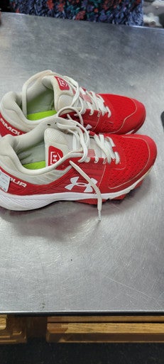 Used Under Armour TURF 5 BB/SB Cleats Red Junior 05 11497-S000151620