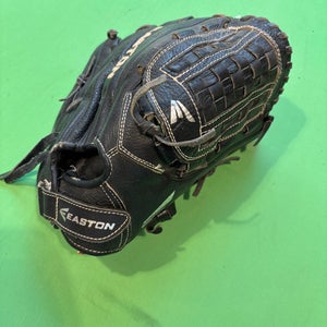 Easton Prowess RH Softball Glove 12.5"