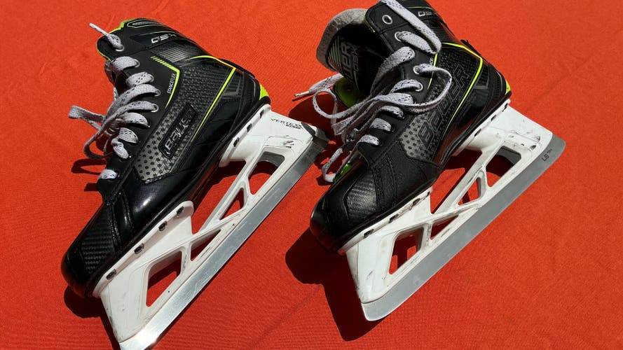 Bauer GSX Hockey Goalie Skates 9D (Used)