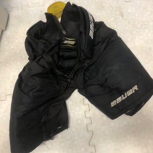 Junior XL Bauer Supreme TotalOne MX3 Hockey Pants (Used)