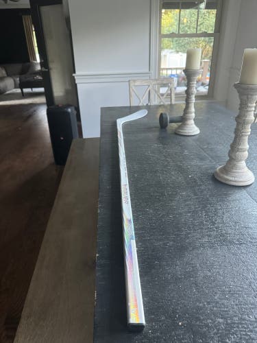 Senior Bauer Proto-R Right Handed Hockey Stick P28 Pro Stock (Used)