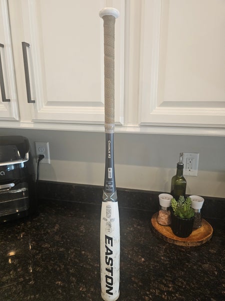 Easton Ghost Composite Bat (-11) 19 oz 30" (Used)
