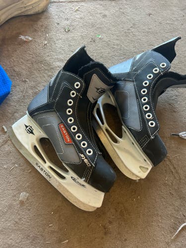 2022 Easton Synergy 60 Hockey Skates Size 4 (Used)
