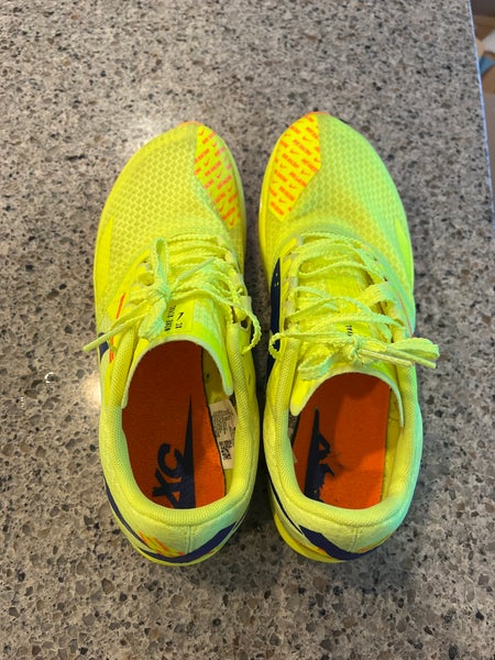 Nike cross country running shoes with spikes