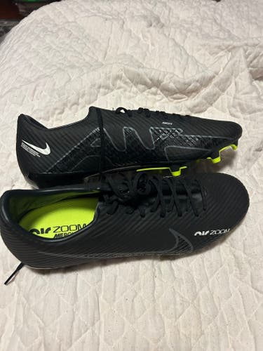 Black Men's Size M 12.5 (W 13.5) Nike Air Zoom T90 Supremacy Cleats (New)
