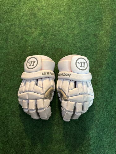 White Warrior Burn Lacrosse Gloves Large (Used)