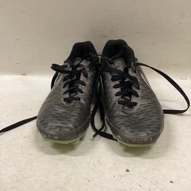 Used Nike Soccer Cleats Grey Junior 03 11725-S000490368