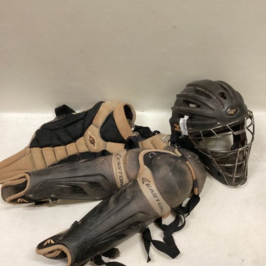 Used Easton EASTON YTH FULL SET W/MIZUNO HELMET Catchers Equipment Other 11725-S000490531