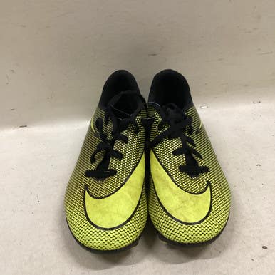 Used Nike Soccer Cleats Black And Optic Yellow Junior 03 11725-S000490156