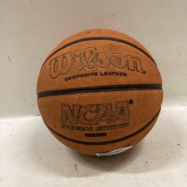 Used Wilson Basketball Youth Indoor 27 1/2" 11725-S000490152